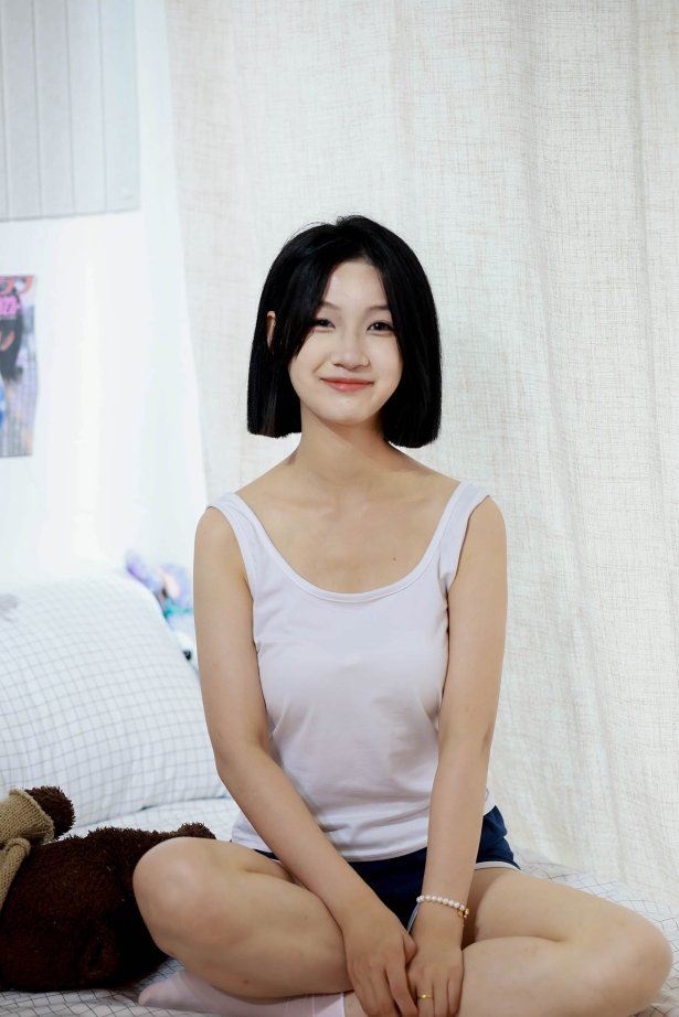 绮梦摄影-无印珍藏-012期：Light [355P/1V/10.26G]