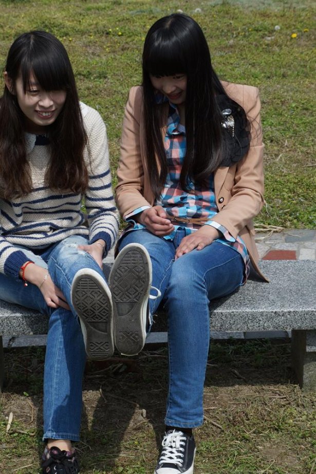 自由摄影 No.311 云云携清新小镁钕草地大战 [59P/250MB]