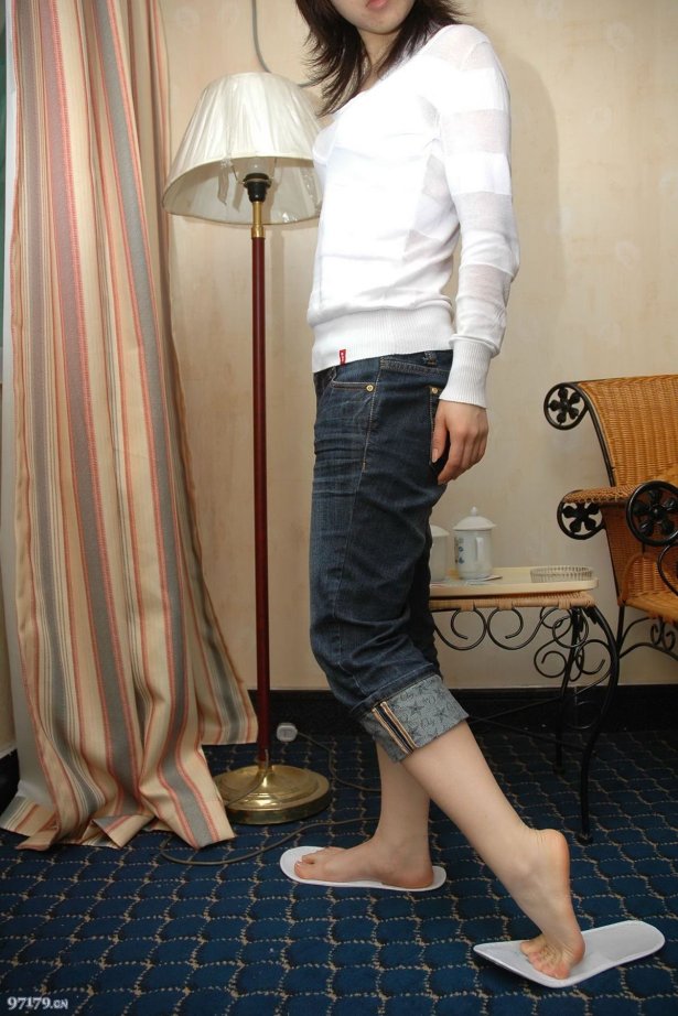 97179 NO.005-黛米恩 云石茶几风情[40P/9MB]