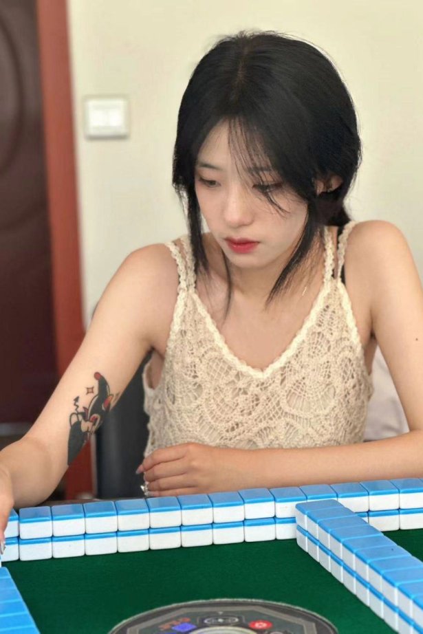 脚模面试脸足同框套路系列-002-03号-170 48 37大二纹身妹[12P/7V/42MB]