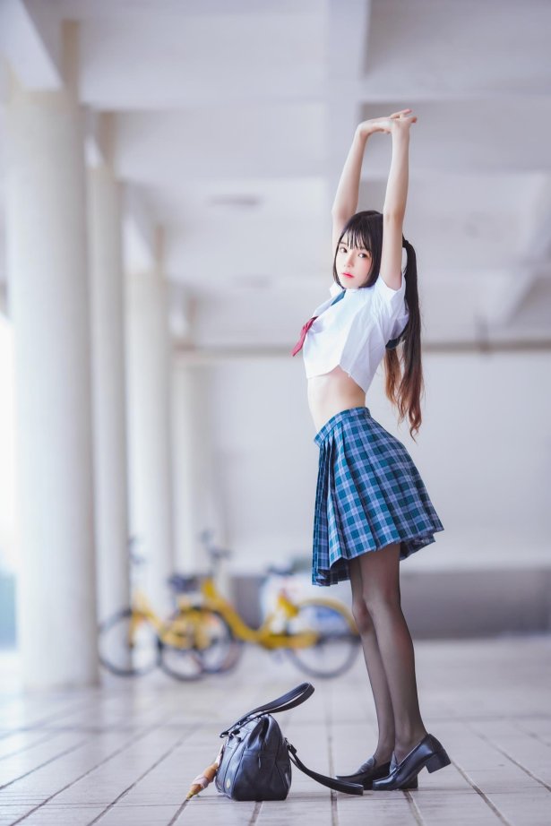 桜桃喵 – 雨恋[28P/228MB]