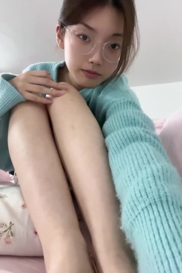 脚模面试脸足同框套路系列-113 只拍一个就警惕[80P/4V/28M]