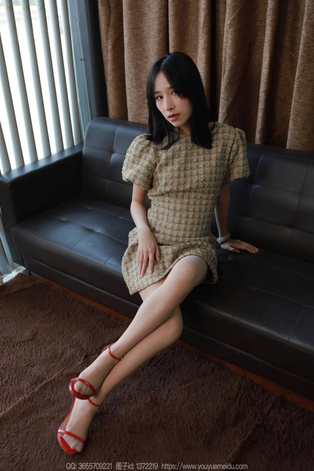 [BoBoSocks袜啵啵]NO.483 奶油-板鞋、白船袜厚肉丝叠穿、厚肉丝、瑜伽动作、船袜和丝袜分别踩葡萄剧情[170P/1V/7.13GB]