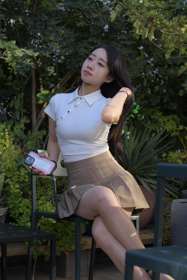 精选街拍作品 NO.4949 一始街拍作品 – 咖裙丝袜镁钕[834P/1.62GB]