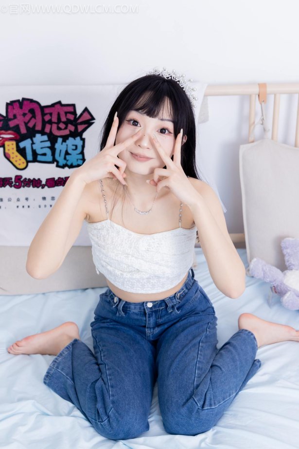 勿恋传媒 NO.2258 嘟嘟-板鞋、白棉袜、裸足[161P/1V/4.24GB]