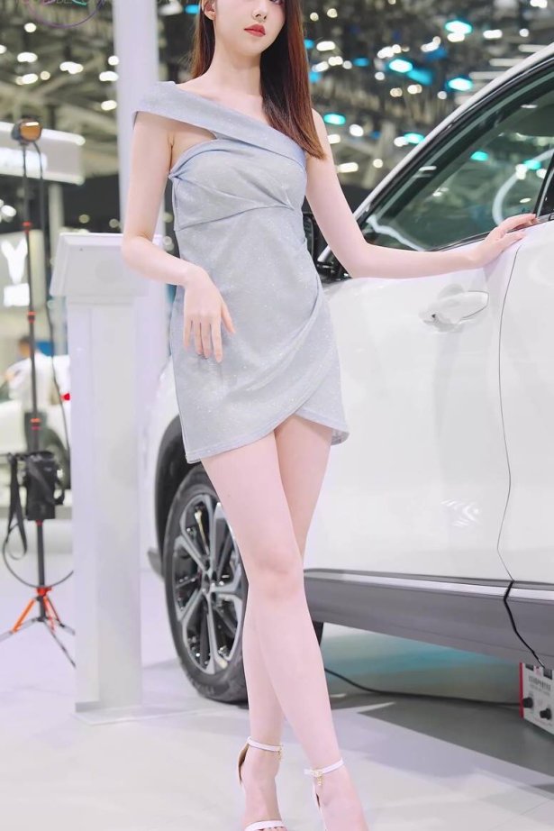 NO.0916 2023 广州车展 Racing Model 车模抖音网荭随拍116[1V/369MB]