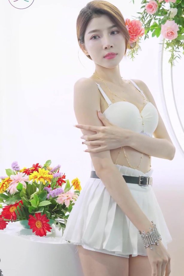 NO.1000 2024 深圳SIUF内一展 内一秀 Racing Model 02[1V/240MB]