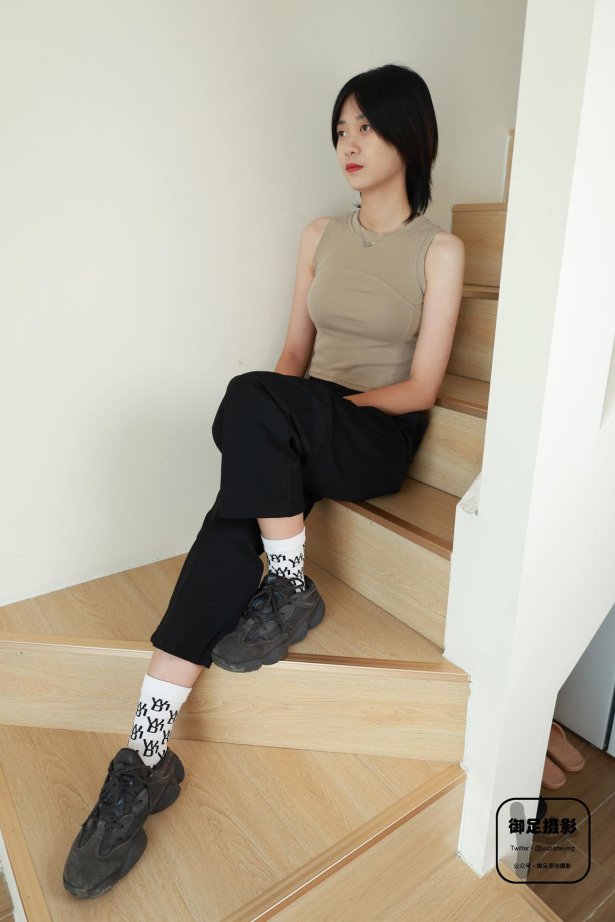 御足摄影 NO.030 – 多彩画卷[115P/1V/3.87GB]