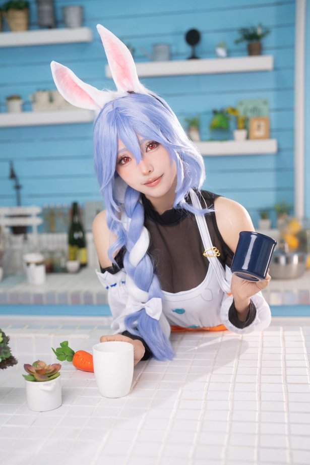 Ely_eee(ElyEE子) – Usada Pekora Mama[18P/3V/44MB]