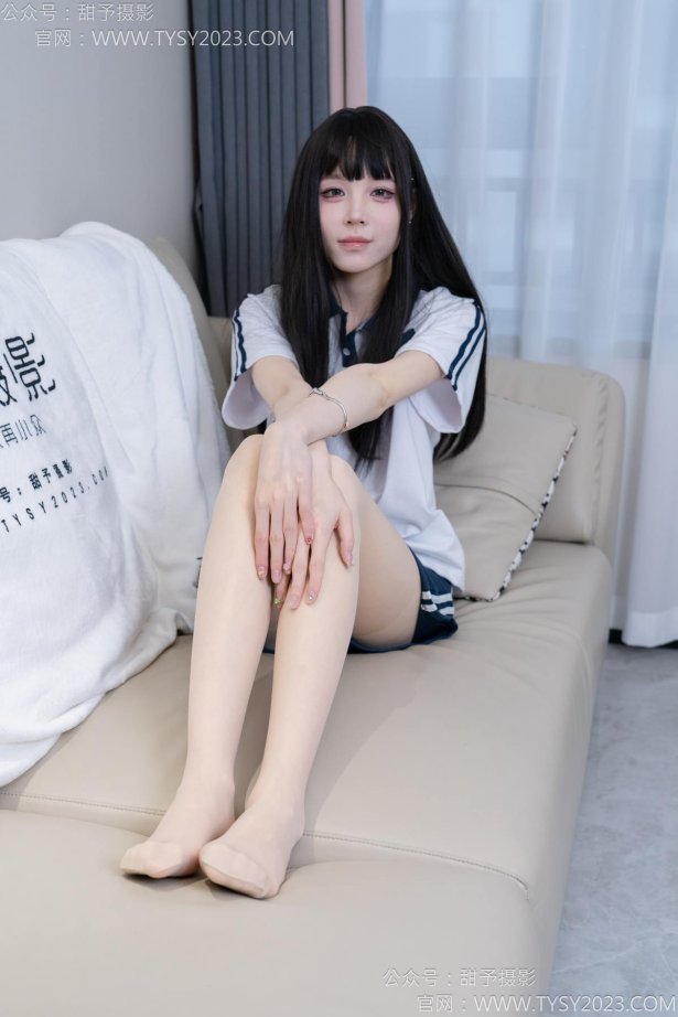 甜予摄影 NO.176 珞珞-板鞋、薄肉丝[134P/2V/9.83GB]