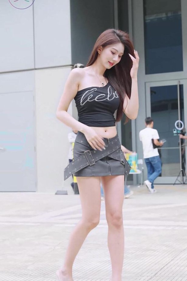 NO.1277 2024 深圳粤港澳大湾区车展 Model 车模随拍 83[1V/352MB]