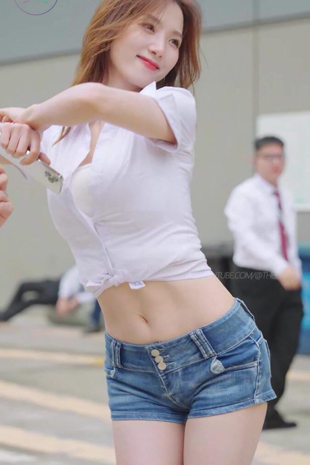 NO.1328 2024 深圳粤港澳大湾区车展 Model 车模随拍 122[1V/611MB]