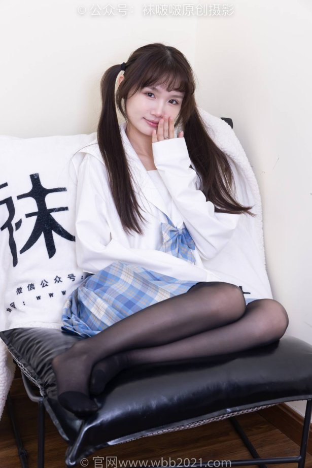 [BoBoSocks袜啵啵]NO.578 甜甜圈-高跟鞋、薄黑丝、薄白丝小腿袜、裸足、jk至服[149P/1V/5.92GB]