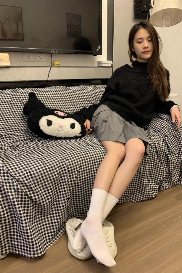 [织梦映像]NO.079 稀有JK装白棉袜脚 [72P/1V/1.8GB]