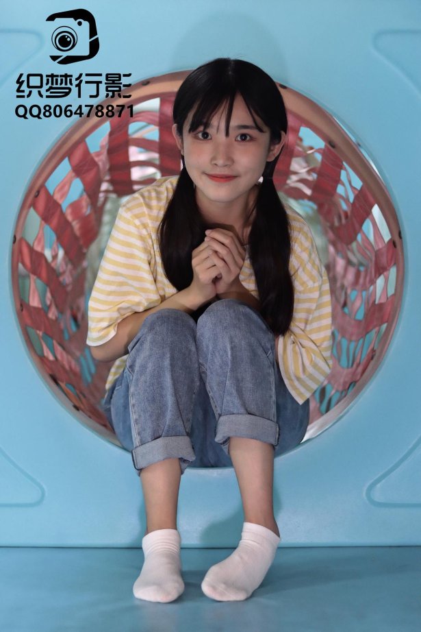 [织梦映像]NO.084 蹦床日记 赤着脚乐元漫步完整版短丝+白棉袜 [300P/1V/8.6G]