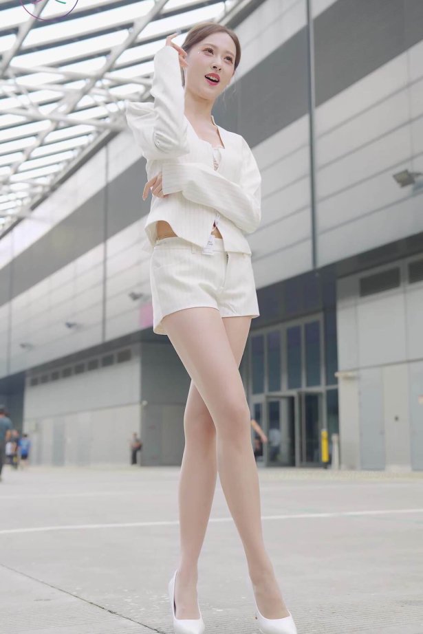 NO.1490 2024 深圳粤港澳大湾区车展 Model 车模随拍 137[1V/428MB]