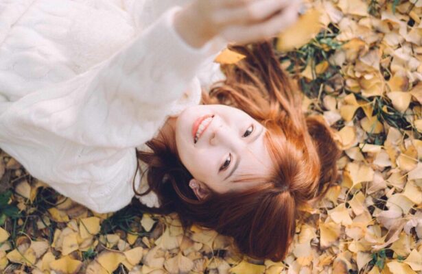 秋天拍人像的8个技巧，唯美文艺又好看，拍照景美仁也美