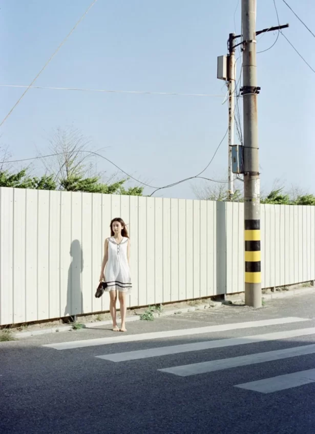 旅行拍照也有万能姿势，8个实用姿势，拍出漂亮旅行人像作品