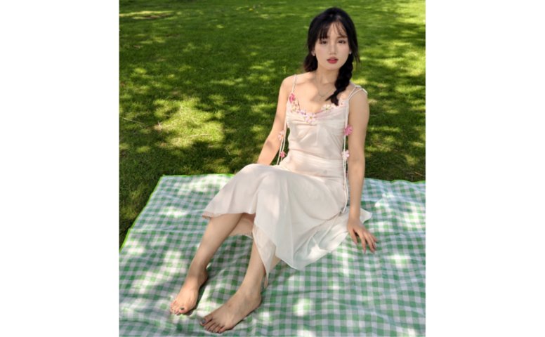 麻花辫小妹 某个人摄影师原创约拍 [330P/87V/3.9G]