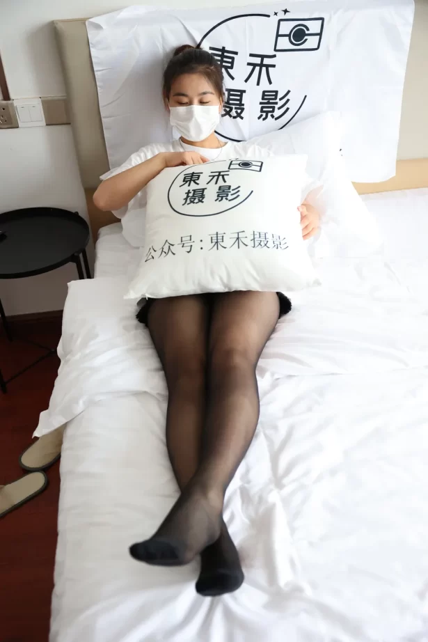 三禾摄影 NO.004 黑丝大腿袜[169P/880MB]