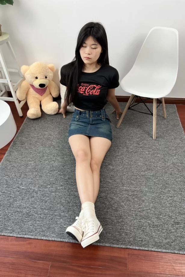 三禾摄影 NO.028 牛仔裙 棉袜 帆布鞋[184P/1V/805MB]