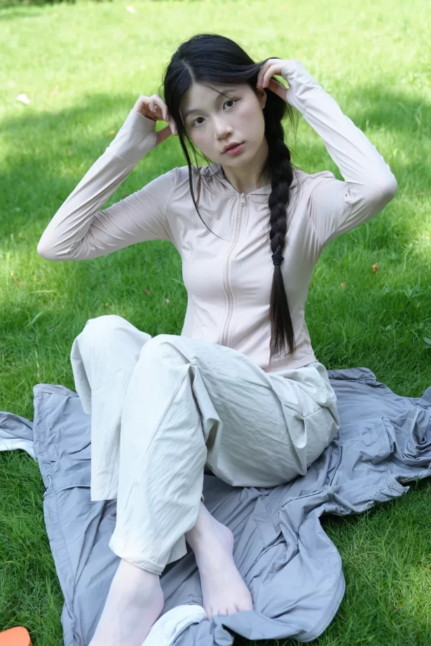 青柠映画 NO.055 – 小小 登山服[156P/2V/4.88GB]