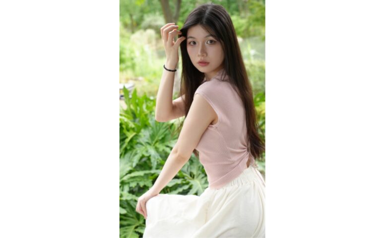 青柠映画 067期 小小 公园 [309P/2V/11.4G]