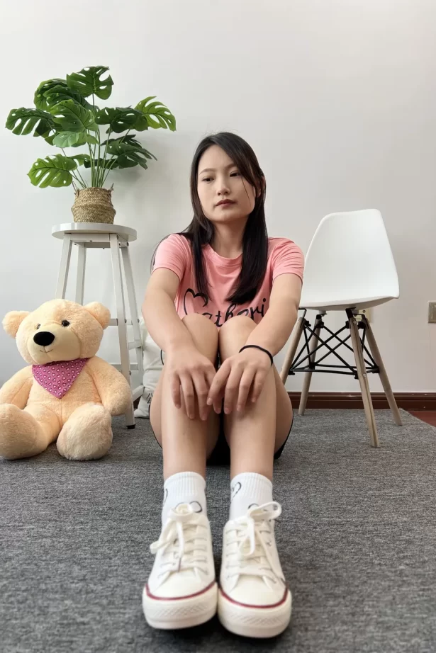 三禾摄影 NO.037 休闲短裤 棉袜 帆布鞋[171P/2V/0.99GB]