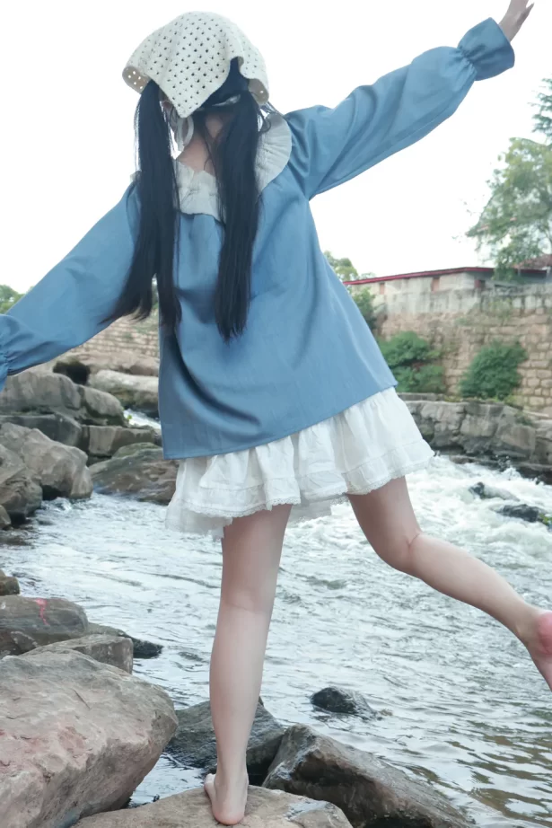 小羊蛋卷 河畔游玩[14P/150M]