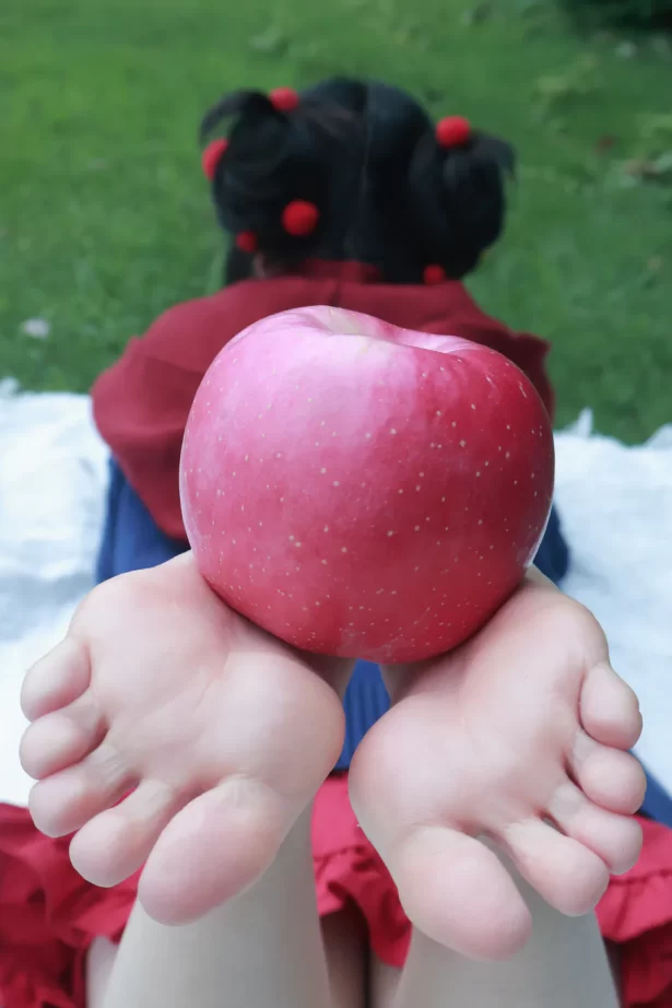 小羊蛋卷  毒苹果[14P/149M]