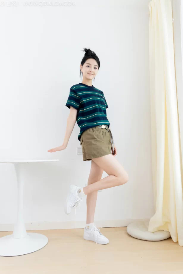 勿恋传媒 NO.2581 小熊-板鞋、白棉袜、裸足[150P/1V/3.57GB]