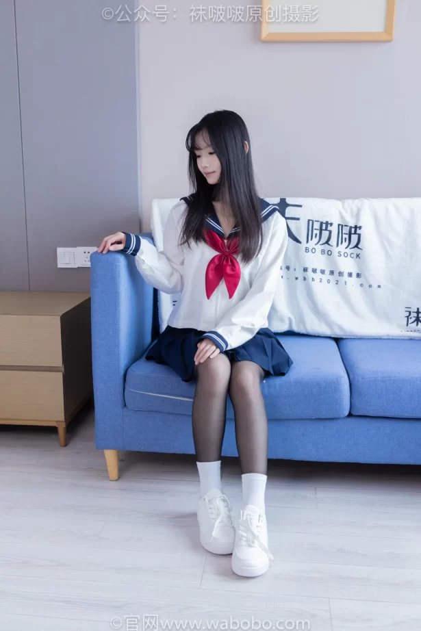 [BoBoSocks袜啵啵]NO.642 甜甜圈-过膝靴、板鞋、白棉袜、薄黑丝[152P/1V/7.23GB]