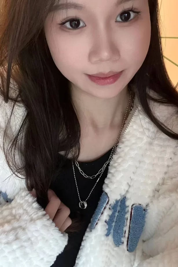 脚模面试脸足同框套路系列-225 长腿嫩足 [13V/36M]