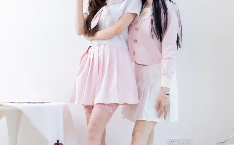 勿恋传媒 NO.2591 泡泡&橙子-高跟鞋、油亮薄肉丝、吊带袜、jk至服[165P/1V/5.00GB]