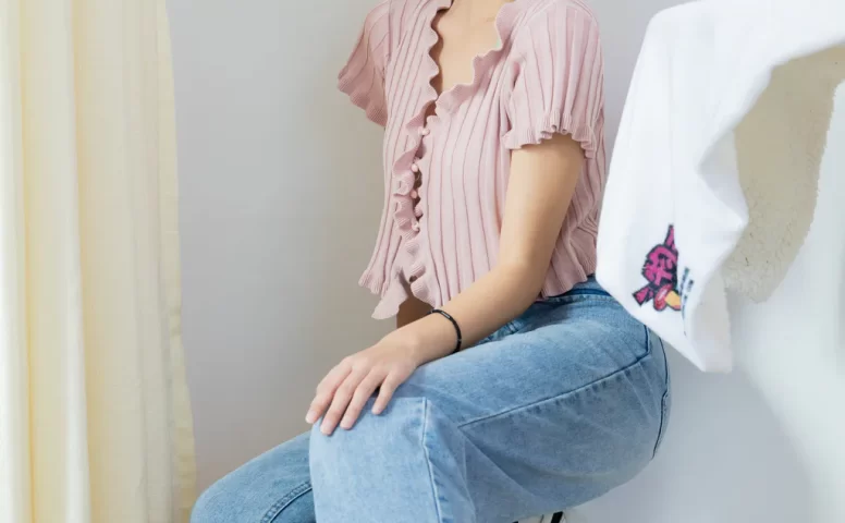 勿恋传媒 NO.2585 小爱-运动鞋、白棉袜、薄黑丝、厚肉丝[149P/1V/3.64GB]