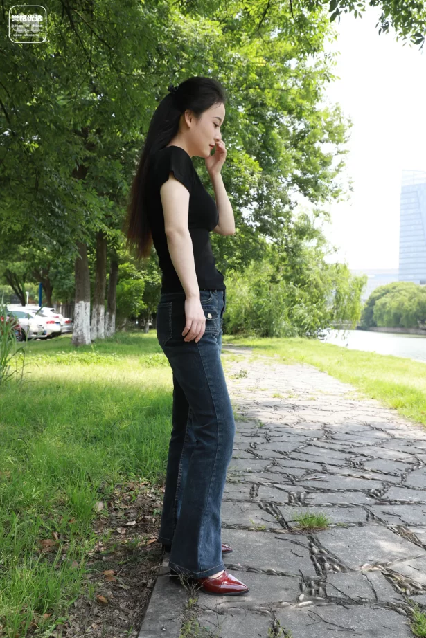 [誉铭传媒]袜足摄影 2024年《微信会员群5》[95P/1V/1.96GB]