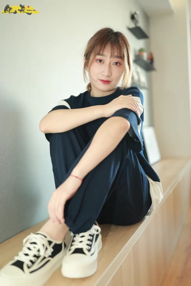 凡夫摄影 NO.0010 – 丽娜 伊人浅笑[190P/1V/6.49GB]