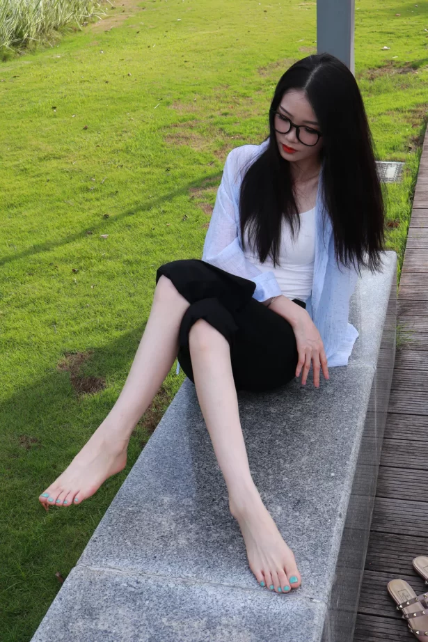 约拍系列 017号作品 攻速鞋室外[284P/37V/6.56GB]