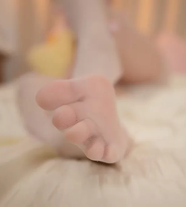 神楽板真冬 – 粉色[75P/350MB]