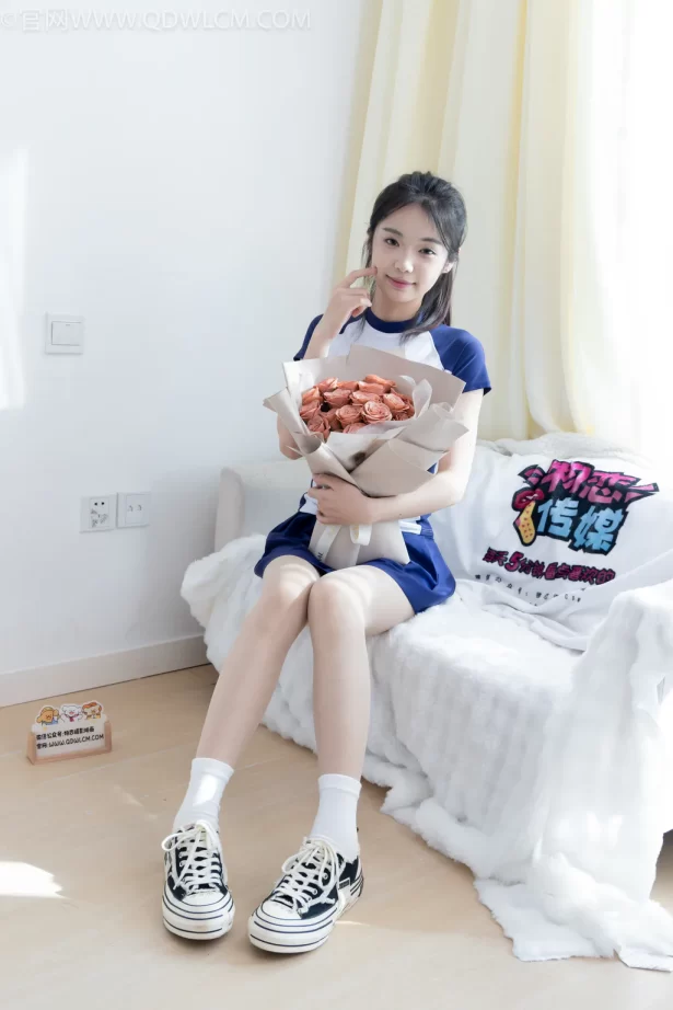 勿恋传媒 NO.2596 青提-帆布鞋、白棉袜、薄肉丝[139P/1V/3.91GB]