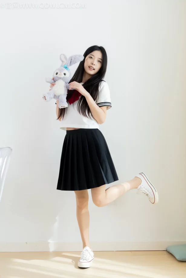 勿恋传媒 NO.2622 茯苓-帆布鞋、薄白丝、薄肉丝[160P/1V/3.93GB]