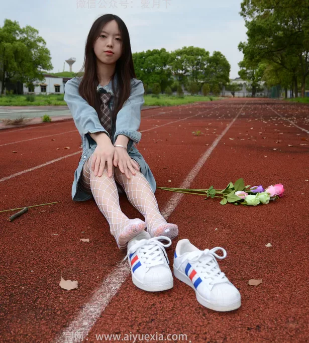 爱月下056期[100P/1V/3.02G]