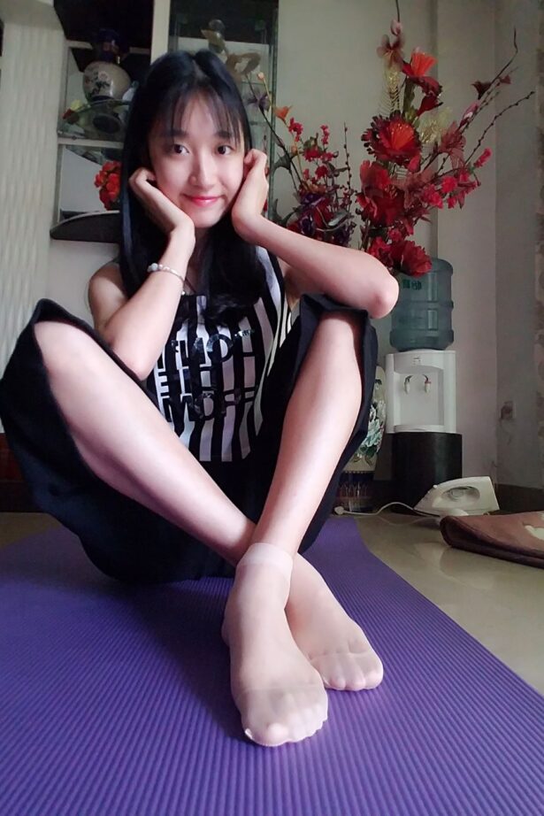 蕾蕾短丝 No.42 [60P/142MB]