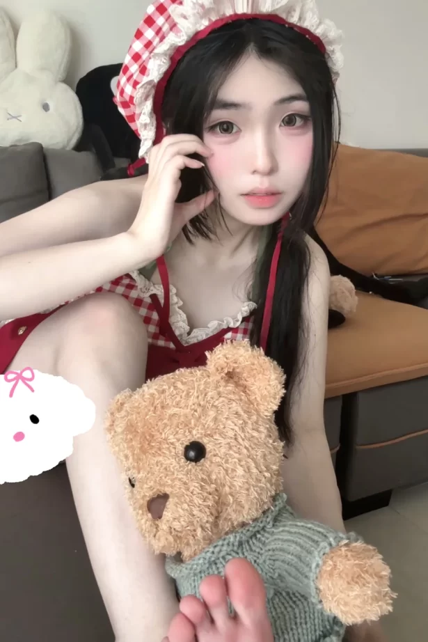 小羊蛋卷 泳衣甜妹[5P/9M]