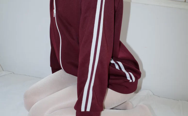 森萝财团写真 – 内部10 小夜 40D闪闪舍宾袜[79P/1V/3.68GB]