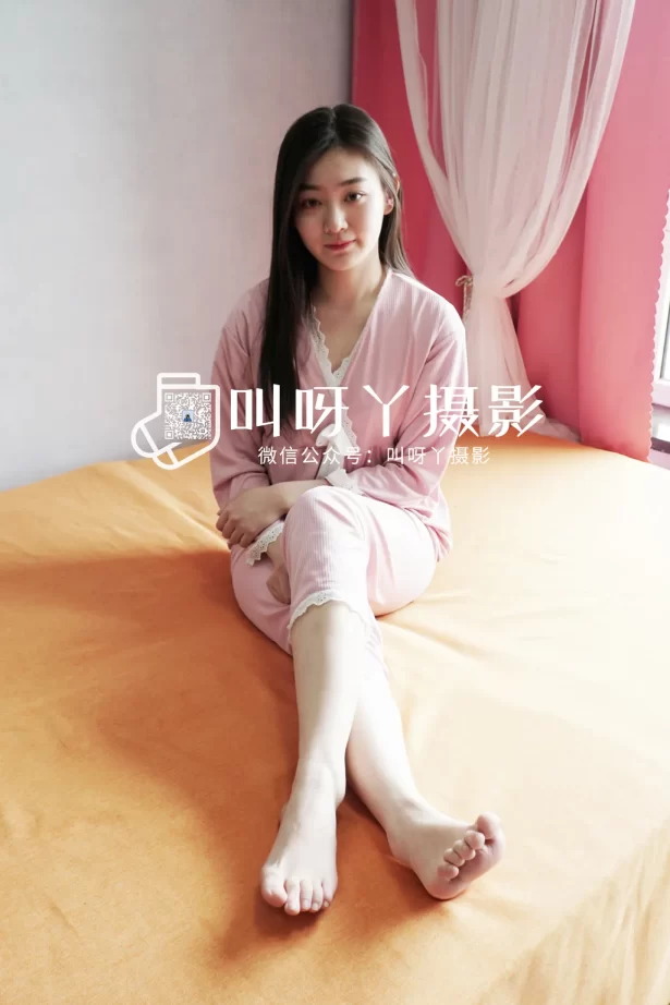 爱丫摄影 002 告别千篇一律的摆姿 用心走进情绪里[81P/3V/2.68G]