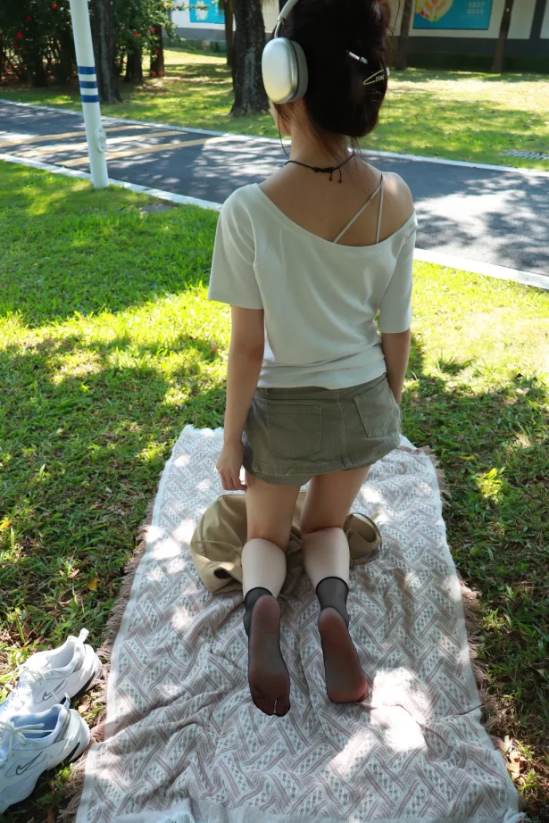 约拍系列 021号作品 高颜值学生妹[313P/41V/6.84GB]