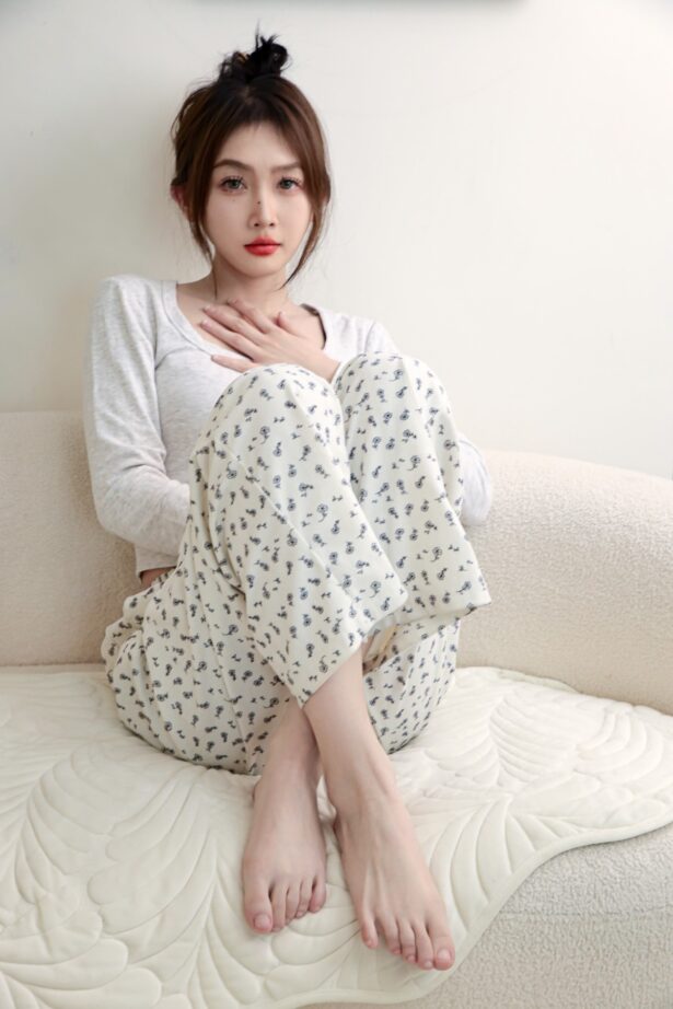 绮梦摄影87期：幼幼-无印珍藏版 [323P/1V/9.62GB]