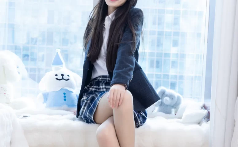 勿恋传媒 NO.2630 菜菜-皮鞋、薄灰丝、裸足、jk至服[164P/1V/4.01GB]