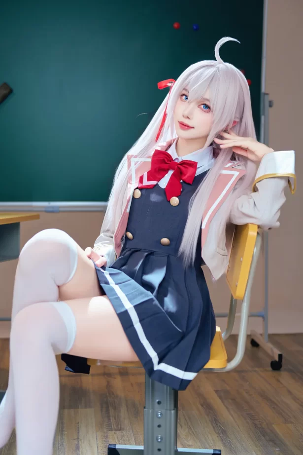 Shika小鹿鹿 – 艾莉同学[38P/357MB]